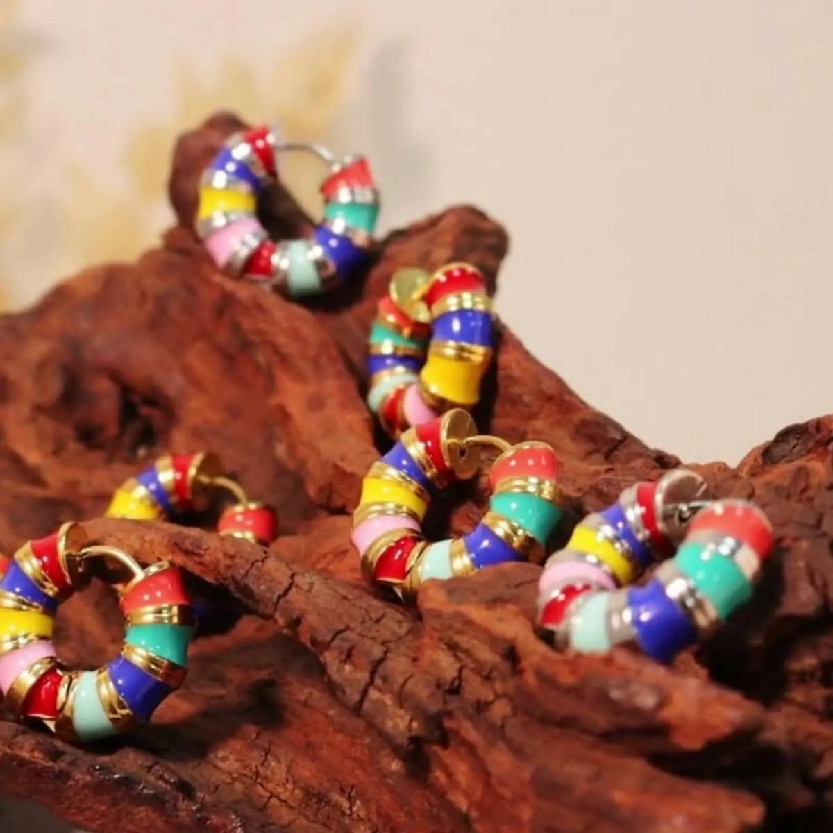 Elegant titanium hoop earrings - Love Salve